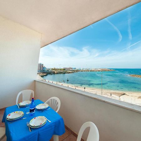 Il Molo Apartment Porto Torres Bagian luar foto